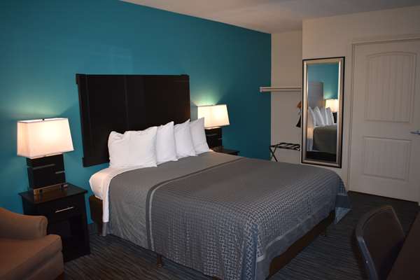  - Best Western Apricot Inn Firebaugh - I-5, Exit 368