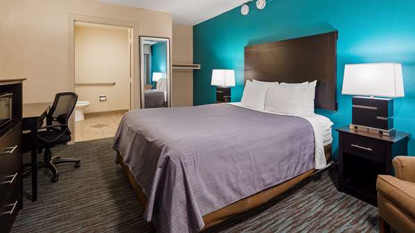  - Best Western Apricot Inn Firebaugh - I-5, Exit 368