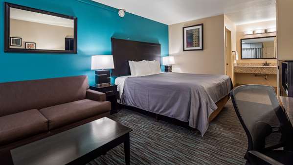  - Best Western Apricot Inn Firebaugh - I-5, Exit 368