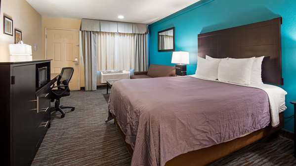  - Best Western Apricot Inn Firebaugh - I-5, Exit 368