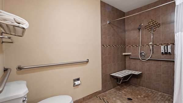  - Best Western Apricot Inn Firebaugh - I-5, Exit 368