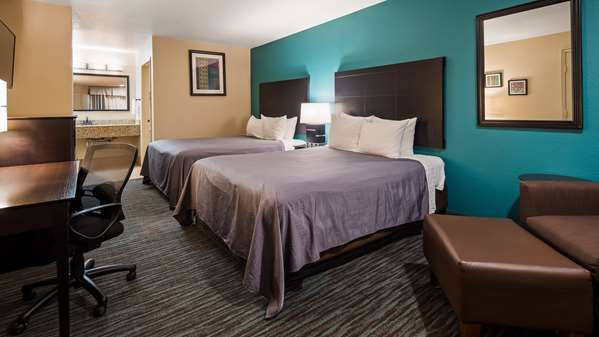  - Best Western Apricot Inn Firebaugh - I-5, Exit 368