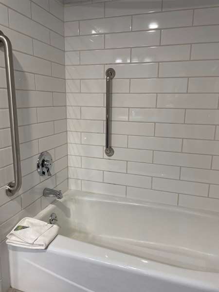  - Best Western Big Bear Chateau