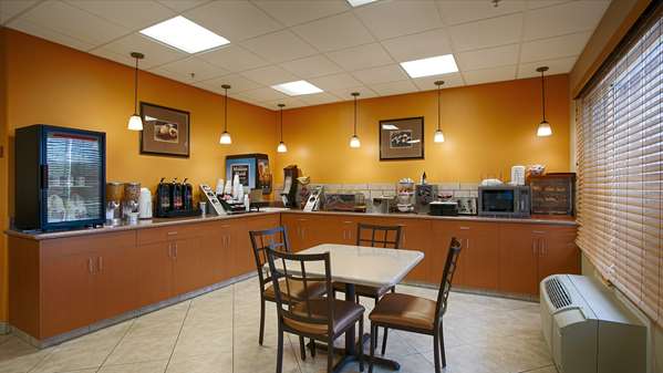 Restaurant - Best Western Plus Country Park Hotel Tehachapi