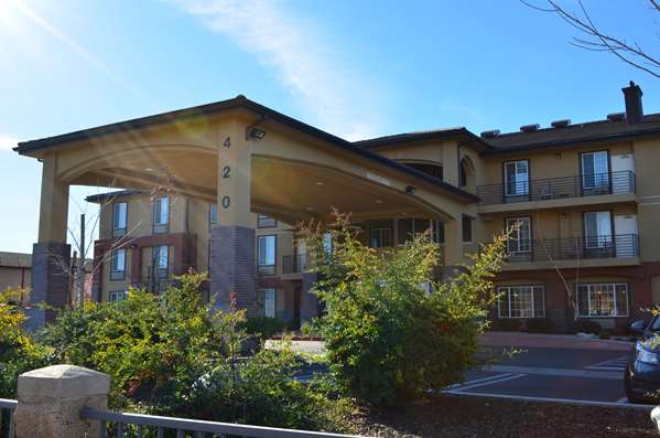 Exterior view - Best Western Plus Country Park Hotel Tehachapi