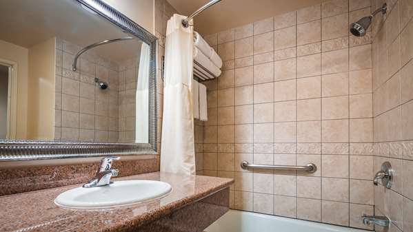  - Best Western Plus Country Park Hotel Tehachapi