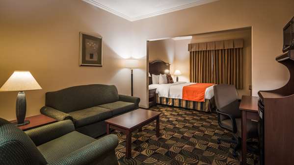  - Best Western Plus Country Park Hotel Tehachapi