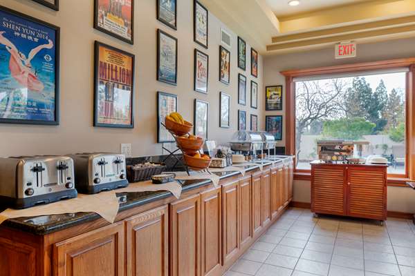 Amenities - Best Western Plus Thousand Oaks Inn