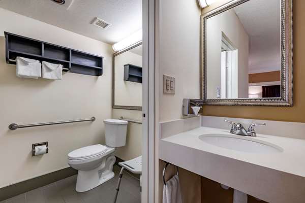  - Best Western Plus Thousand Oaks Inn