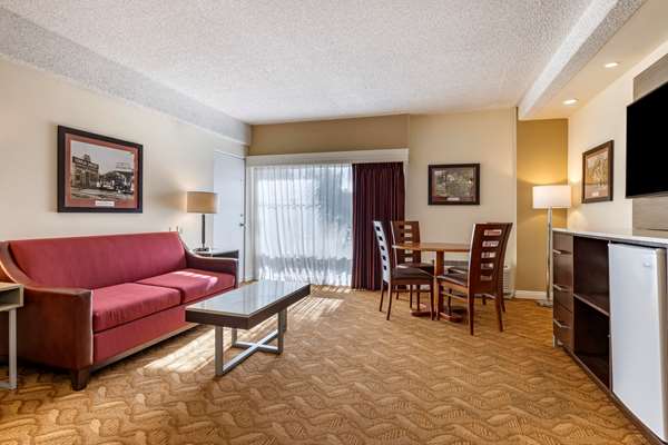  - Best Western Plus Thousand Oaks Inn