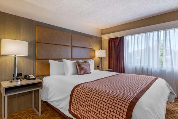 - Best Western Plus Thousand Oaks Inn