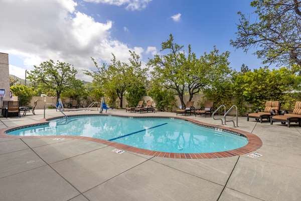 Pool - Best Western Plus Thousand Oaks Inn
