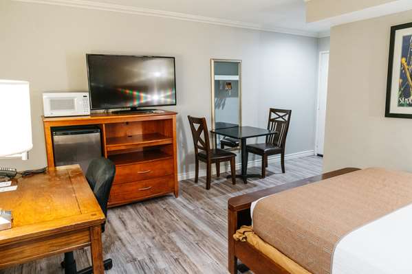  - Best Western Palm Garden Inn Westminster