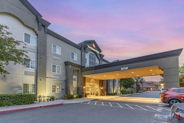 Exterior view - Best Western Plus Vineyard Inn Livermore