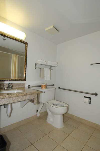 Suite - Best Western Antelope Inn Red Bluff - I-5, Exit 649