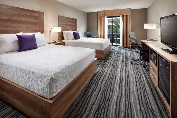  - Best Western Posada Royale Hotel & Suites Simi Valley