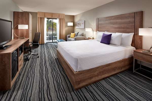 - Best Western Posada Royale Hotel & Suites Simi Valley