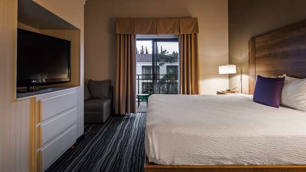  - Best Western Posada Royale Hotel & Suites Simi Valley