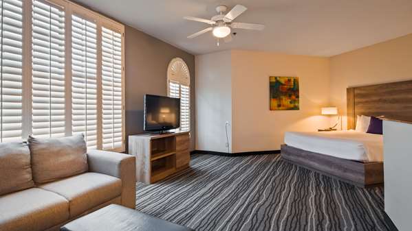  - Best Western Posada Royale Hotel & Suites Simi Valley