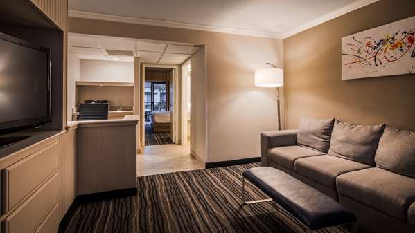  - Best Western Posada Royale Hotel & Suites Simi Valley