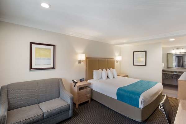  - Best Western Woodland Hills Inn