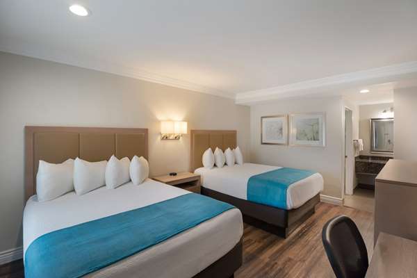  - Best Western Woodland Hills Inn