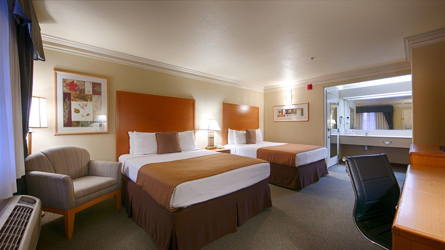Best Western Inn & Suites Lemoore, CA See Discounts