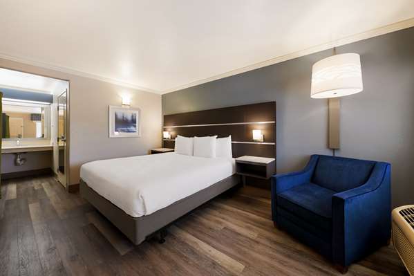  - Best Western Inn & Suites Lemoore