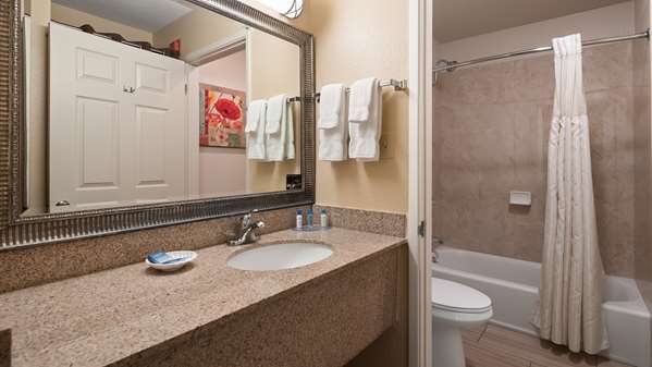  - Best Western Plus Pleasanton Inn