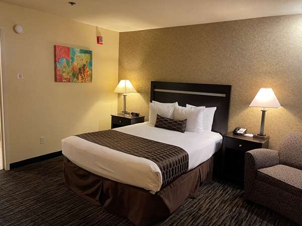  - Best Western Plus Pleasanton Inn