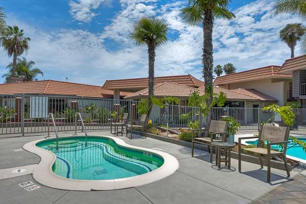 Spa - Best Western Oceanside Inn - I-5, Exit 52