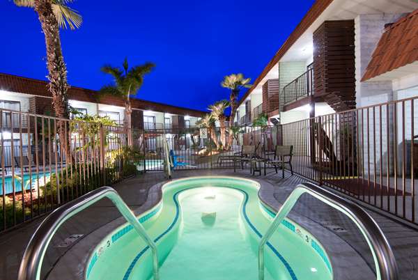 Spa - Best Western Oceanside Inn - I-5, Exit 52