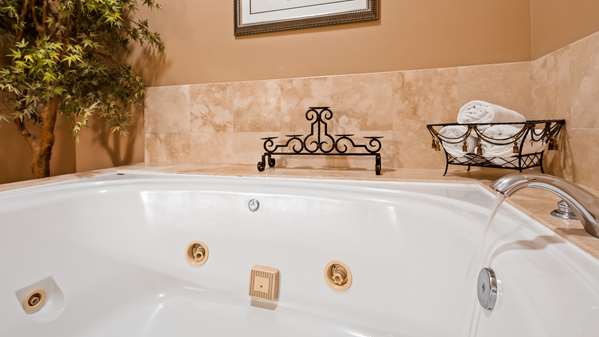  - Best Western Plus Route 66 Glendora Hotel