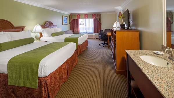  - Best Western Harbour Inn Sunset Beach