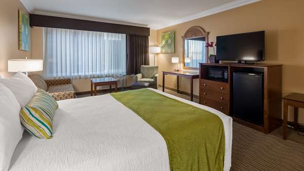  - Best Western Harbour Inn Sunset Beach