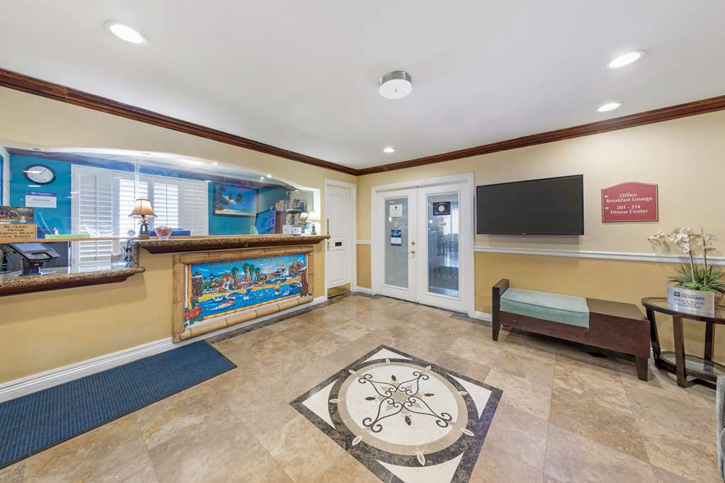 Best Western Harbour Inn & Suites