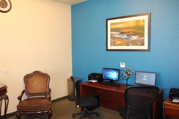 Conference Area - Best Western Plus Lake Elsinore Inn & Suites - I-15, Exit 73