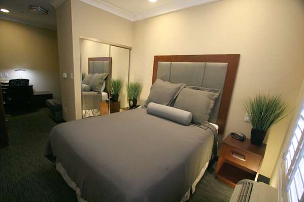 Suite - Best Western Plus Avita Inn & Suites Torrance