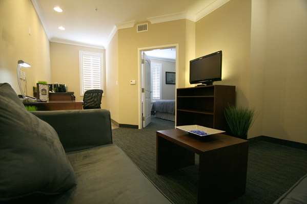 Suite - Best Western Plus Avita Inn & Suites Torrance