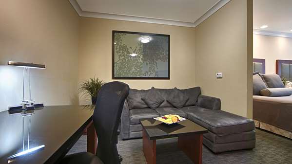  - Best Western Plus Avita Inn & Suites Torrance