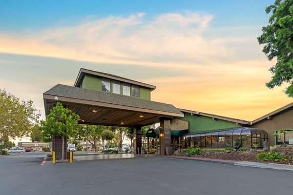 Exterior view - Best Western Plus Forest Park Inn Gilroy