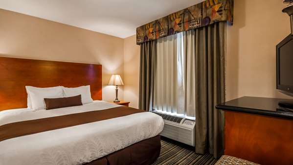  - Best Western Plus Twin View Inn & Suites Redding