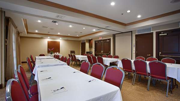  - Best Western Plus Meridian Inn & Suites Orange