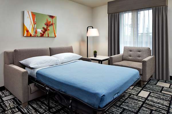  - Best Western Plus Meridian Inn & Suites Orange