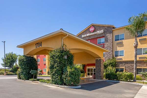  - Best Western Plus Wasco Inn & Suites