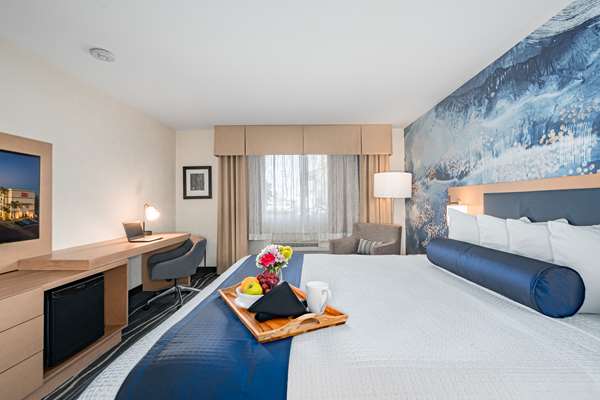  - Best Western Plus Marina Gateway Hotel National City - I-5, Exit 10