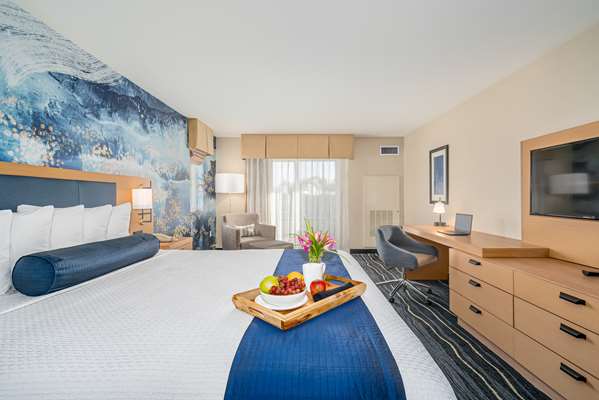  - Best Western Plus Marina Gateway Hotel National City - I-5, Exit 10