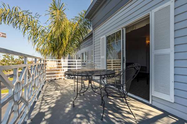 Suite - Best Western Colonial Inn Selma - CA 99, Exit 118