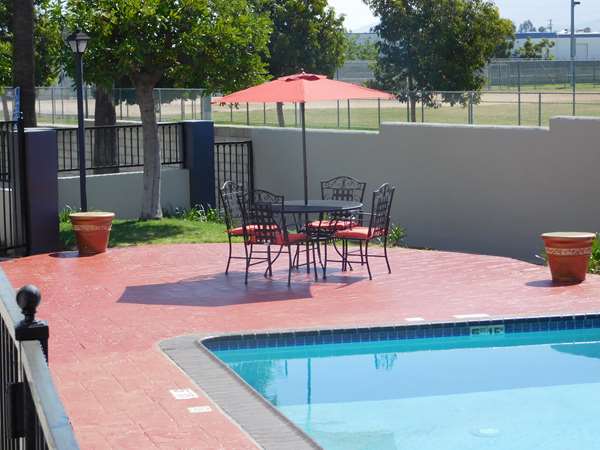 Pool - Best Western Plus Anaheim Orange County Hotel Placentia