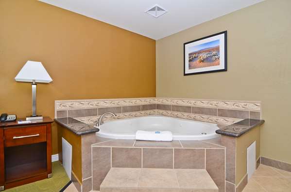  - Best Western California City Inn & Suites